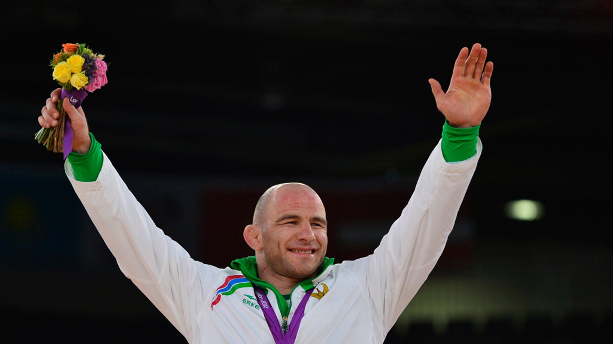 
														
														Artur Taymazov London Olimpiadasidagi oltin medalidan mahrum qilindi
														
														
