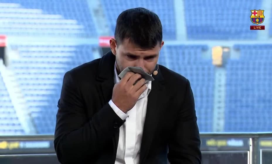 
														
														Rasman: Aguero futbol bilan xayrlashdi (video)
														
														
