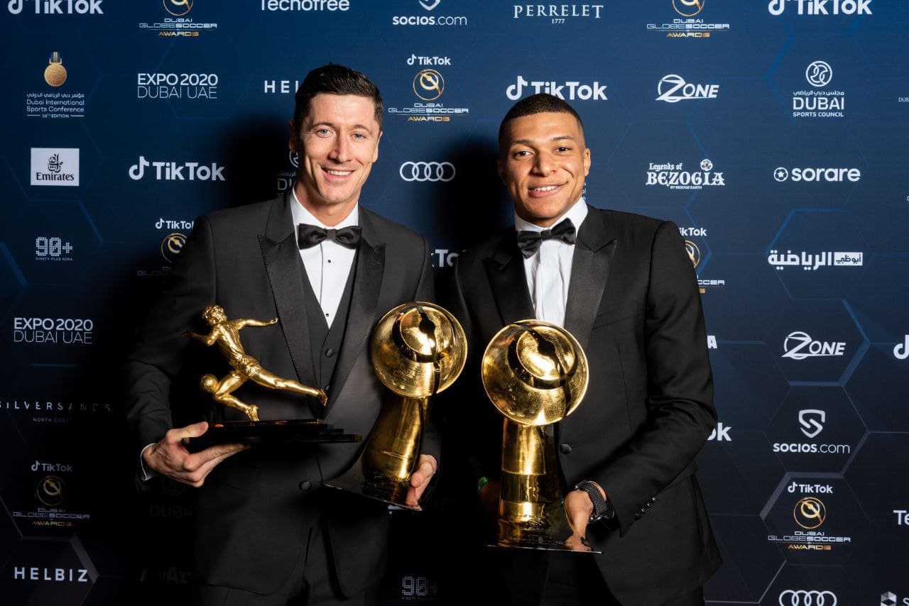 
														
														Globe Soccer Awards-2021: Yilning eng yaxshilari sifatida Levandovski, Mbappe, Ronaldu va boshqalar eʼtirof etildi
														
														