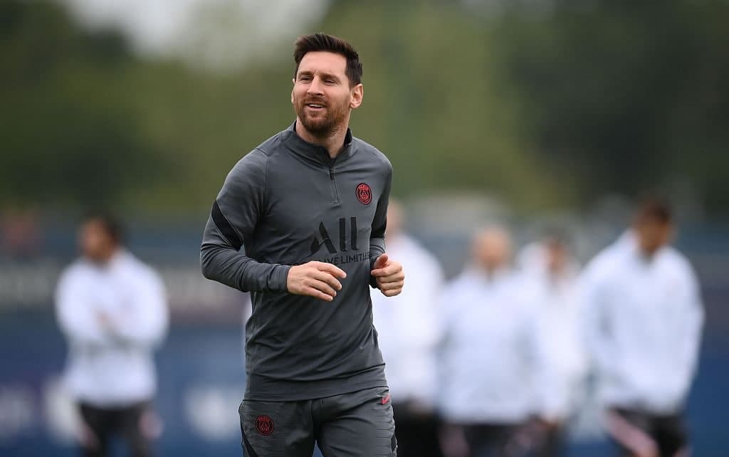 
														
														Messi koronavirusdan tuzalib, Fransiyaga uchib ketdi
														
														