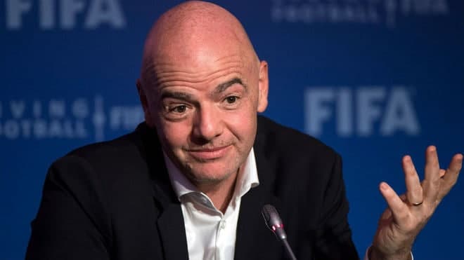 
														
														FIFA prezidenti Qatarda yashayotgani rostmi?
														
														