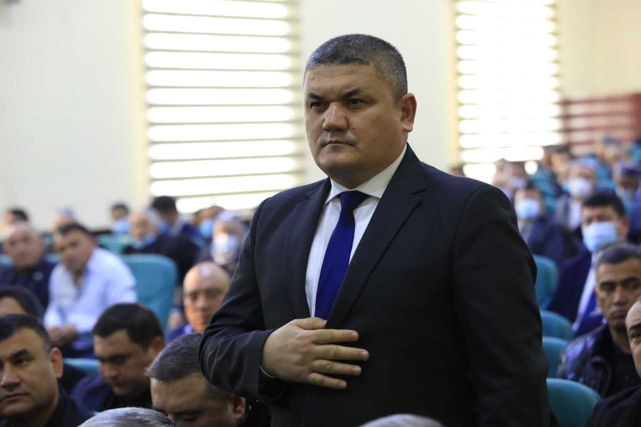 Uy qurilishi havaskor minutini tomosha qiling