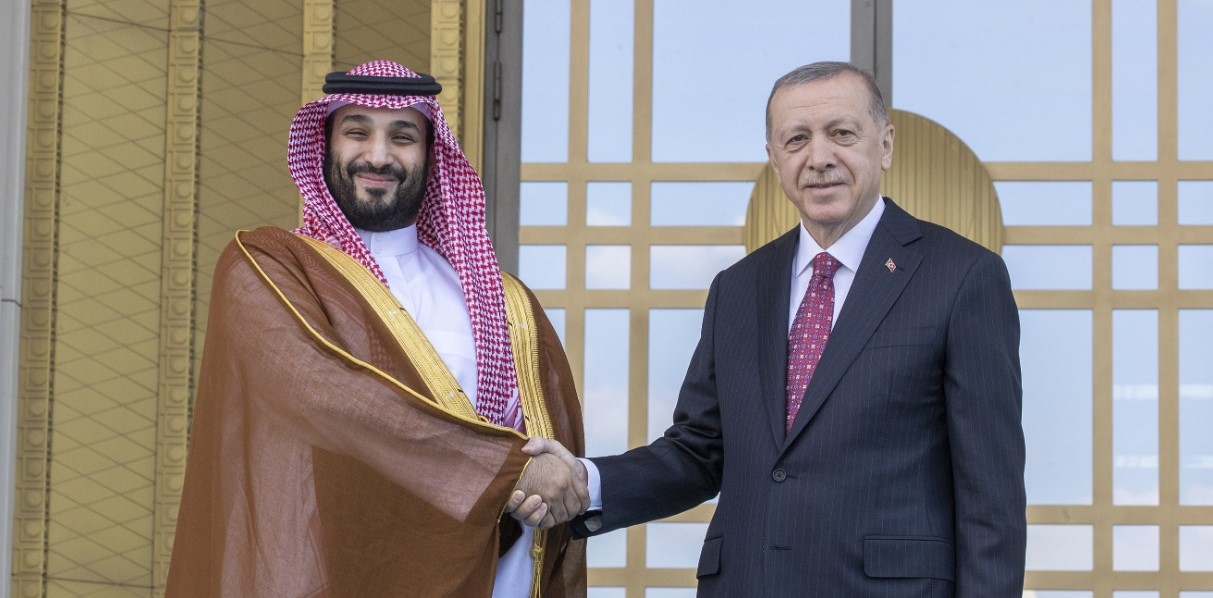 
											
											Saudiya Arabistoni valiahd shahzodasi Erdog'an bilan uchrashdi
											
											