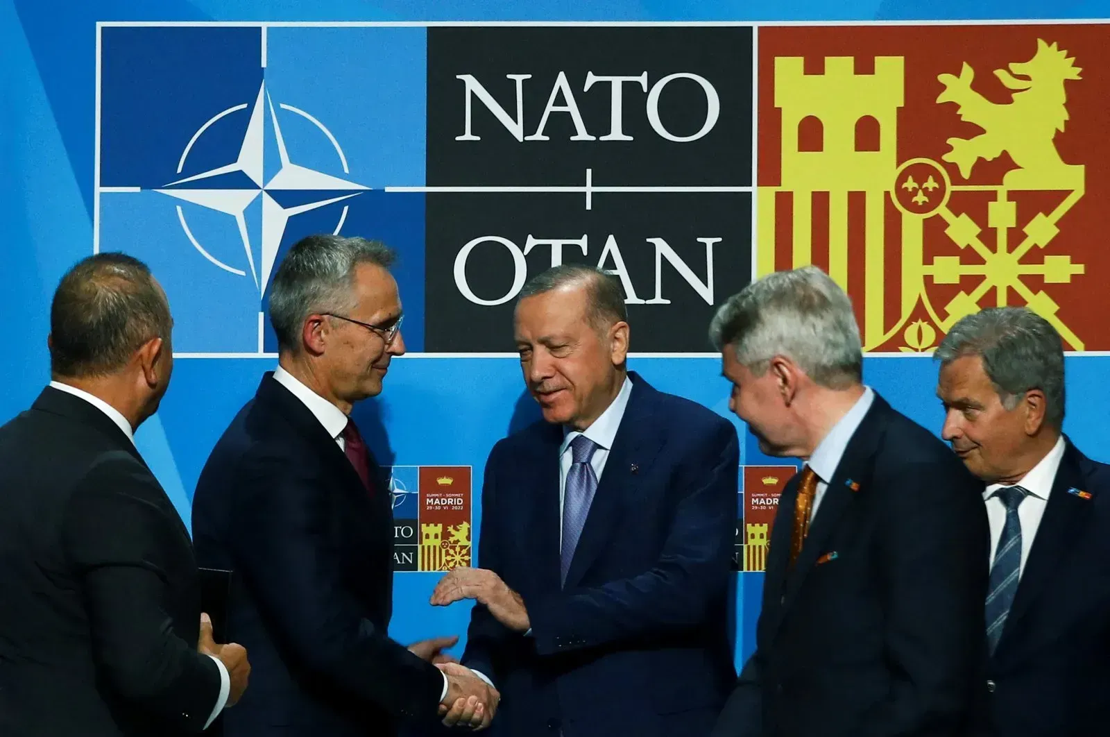 
											
											Salom NATO. Turkiya, Shvetsiya va Finlandiya bilan kelishib oldi
											
											