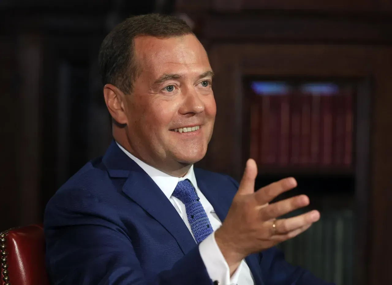 
											
											“Bittasi ketdi. Germaniya, Polsha va Boltiqboʻyidan ham yangiliklar kutamiz” – Medvedev
											
											