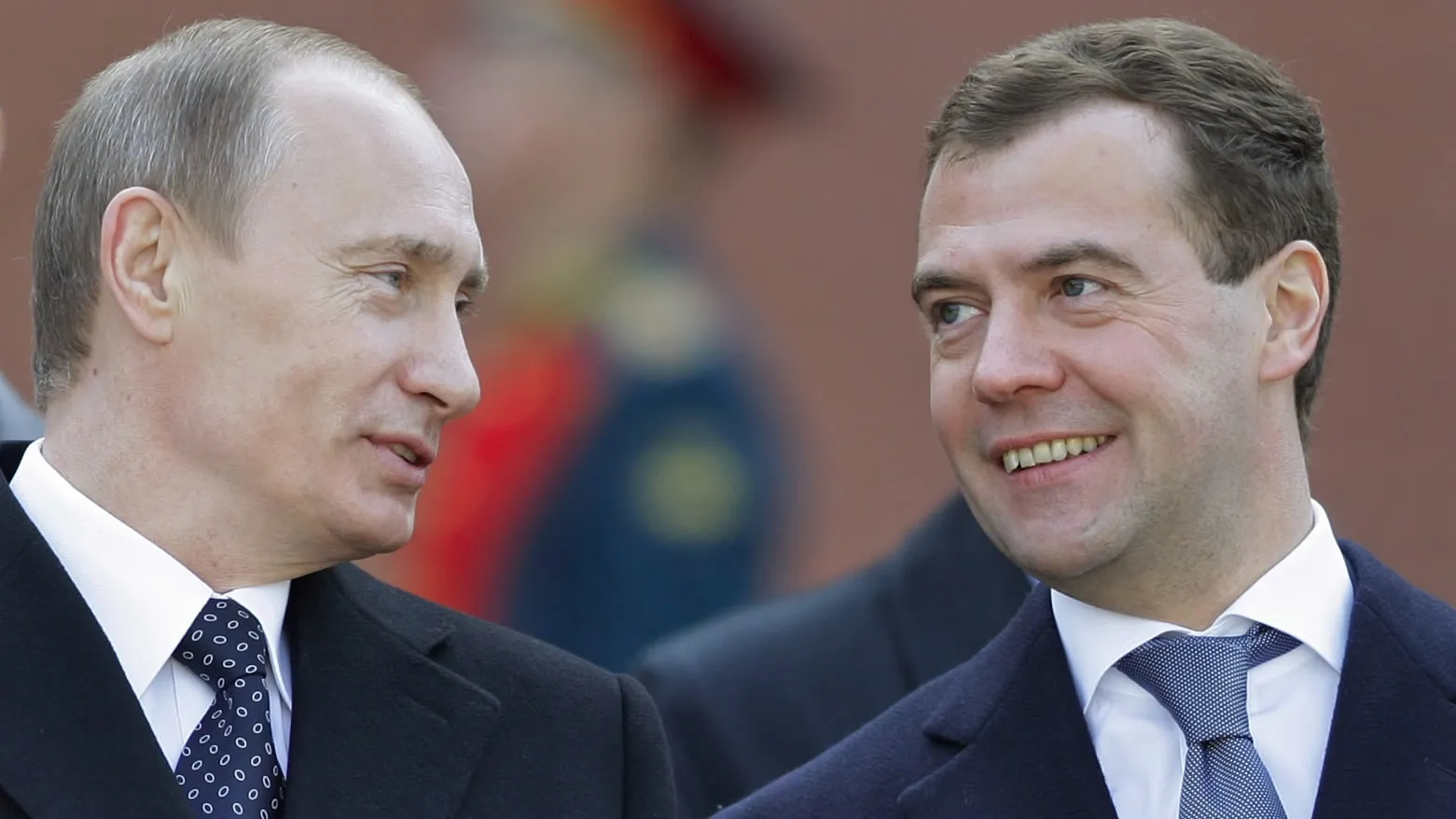 Putin Medvedevni Ukrainaga yubordi