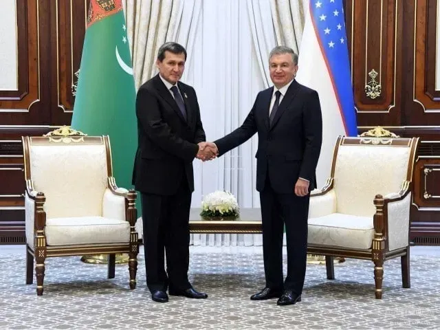 
											
											Shavkat Mirziyoyev Turkmaniston Tashqi ishlar vazirini “Do‘stlik” ordeni bilan mukofotladi
											
											