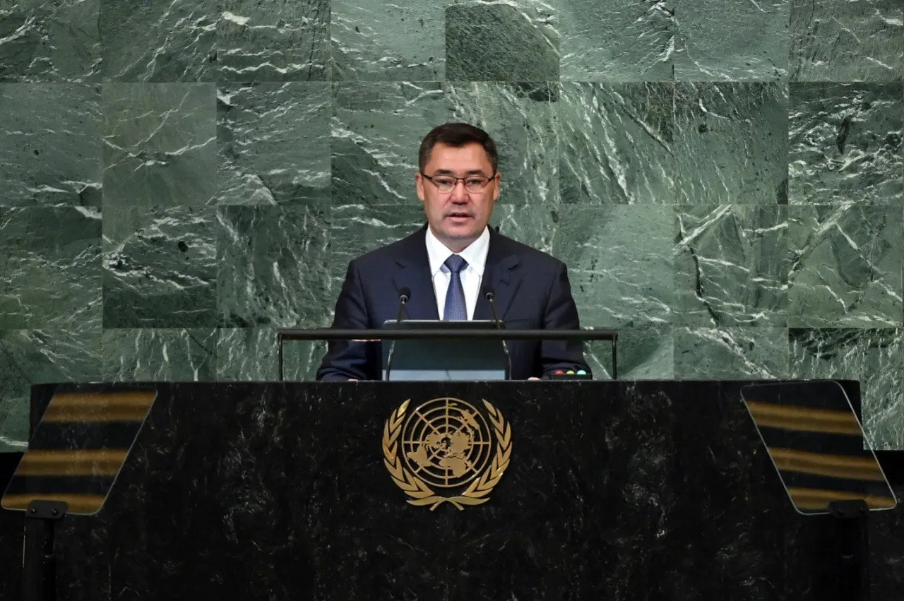 
											
											Tojikiston kelishuvni buzdi – Japarov BMT sessiyasida nutq so‘zladi
											
											