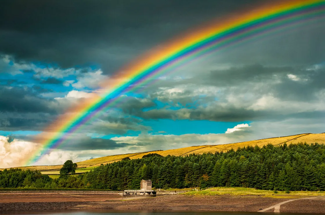 Jinsiy aloqada Balzak qizlari Yuzlarida otirgan tola qizning onlayn porno videosi