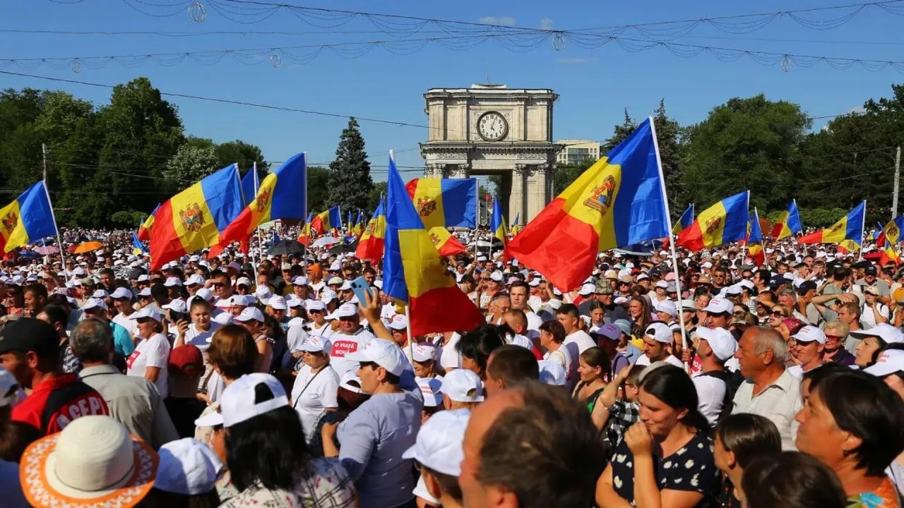 
											
											Moldova markazida norozilik namoyishlari bo‘lib o‘tmoqda
											
											