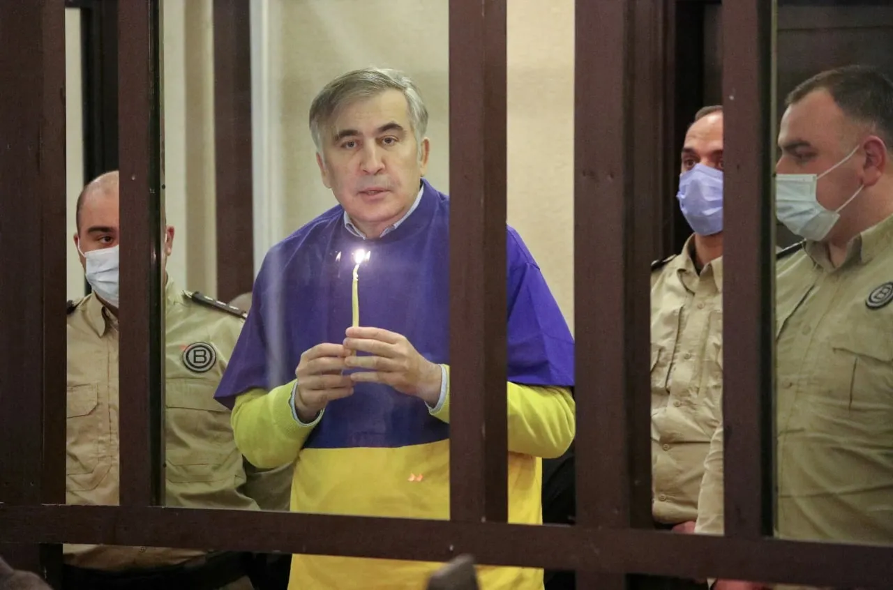 
											
											Saakashvili ochlik e'lon qildi
											
											