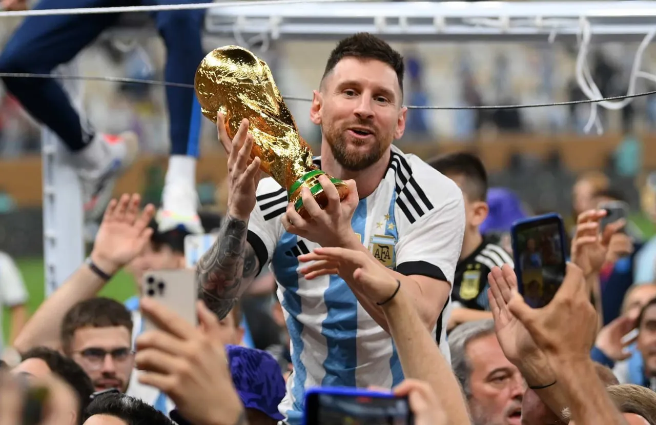 
											
											Messi nufuzli nashr tomonidan 2022 yilda “Chempionlar chempioni” deb topildi
											
											