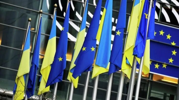 
											
											Европа Иттифоқи Украинага уч миллиард евролик янги ёрдам пакетини жўнатди
											
											