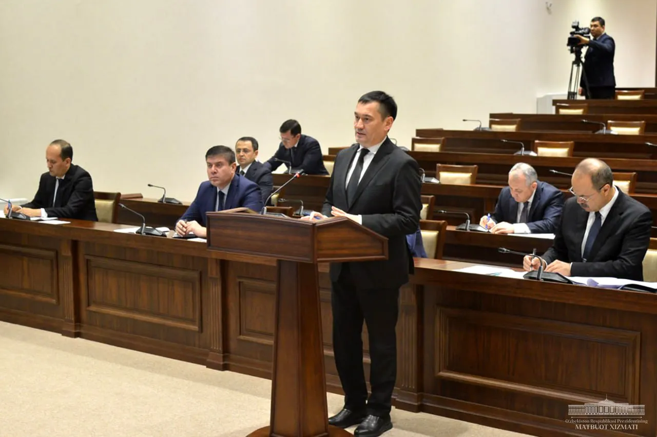 
											
											Viloyatlar hokimlariga 1 oy muddatda oʻz hududida transport infratuzilmasini yaxshilash boʻyicha topshiriq berildi
											
											