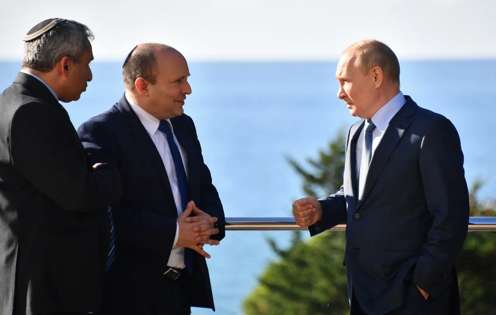 
											
											“Putin menga Zelenskiyni o‘ldirmaslikka va’da berdi” – Bennet
											
											