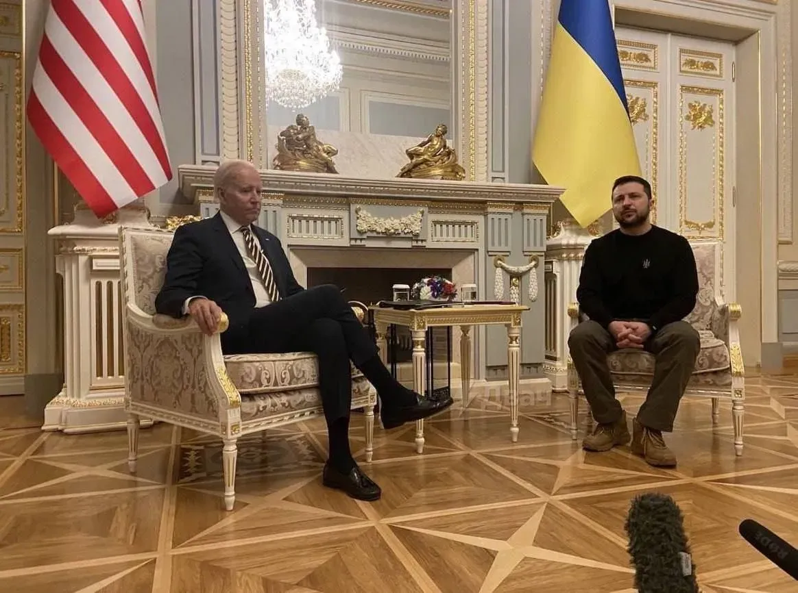 
											
											"Jozef Bayden, Kiyevga xush kelibsiz! " – Zelenskiy
											
											