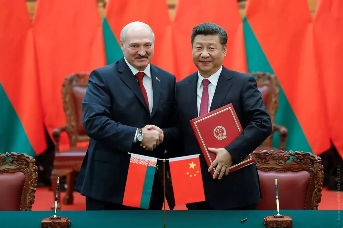 
											
											Lukashenko Xitoyga boradi
											
											