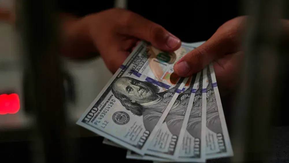 
											
											O‘zbekistonda dollarning rasmiy kursi yana ko‘tarildi
											
											