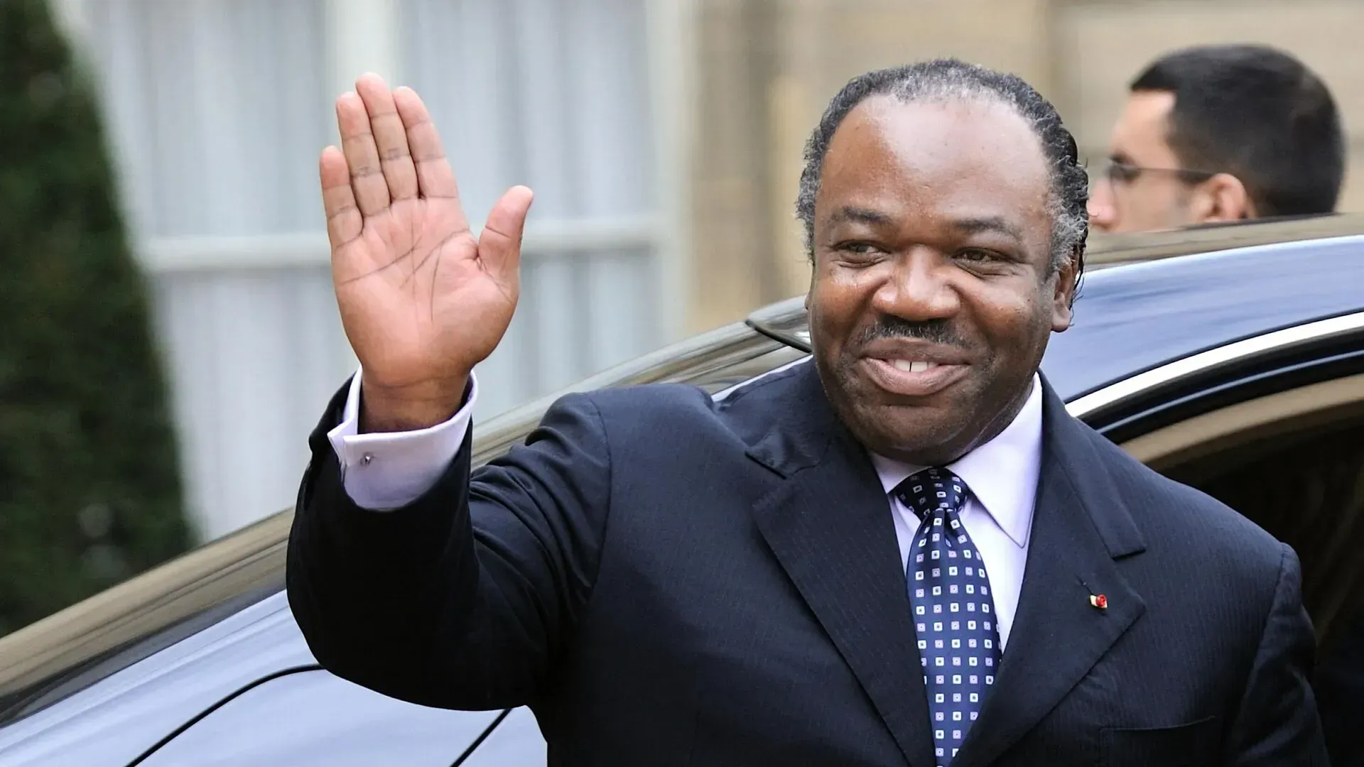 
											
											Harbiylar hukumat  boshqaruvini qo‘liga olgan Gabon prezidentining qayerdaligi noma'lum
											
											