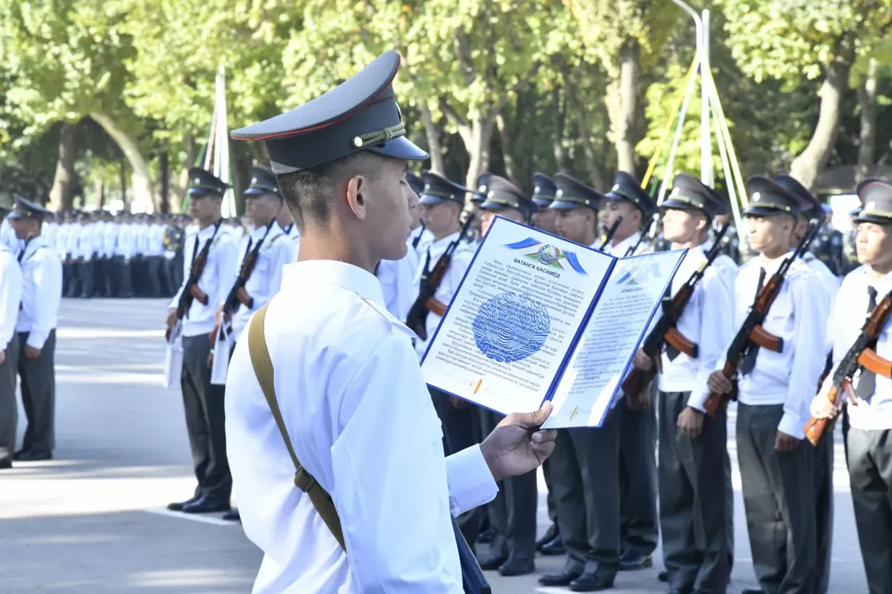 
											
											O‘zbekiston oliy harbiy ta’lim muassasalarida kursantlar qasamyod qabul qildi
											
											