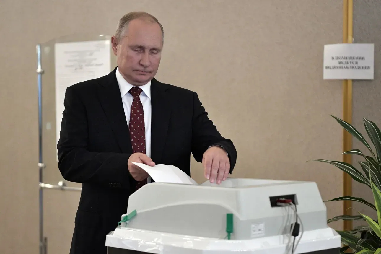 
											
											V.Putinning 2024-yildan keyin ham hokimiyatda qolishi kutilmoqda
											
											