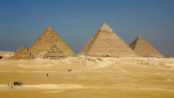 
											
											Xeops piramidasida 3 ta sirli eshik topildi
											
											