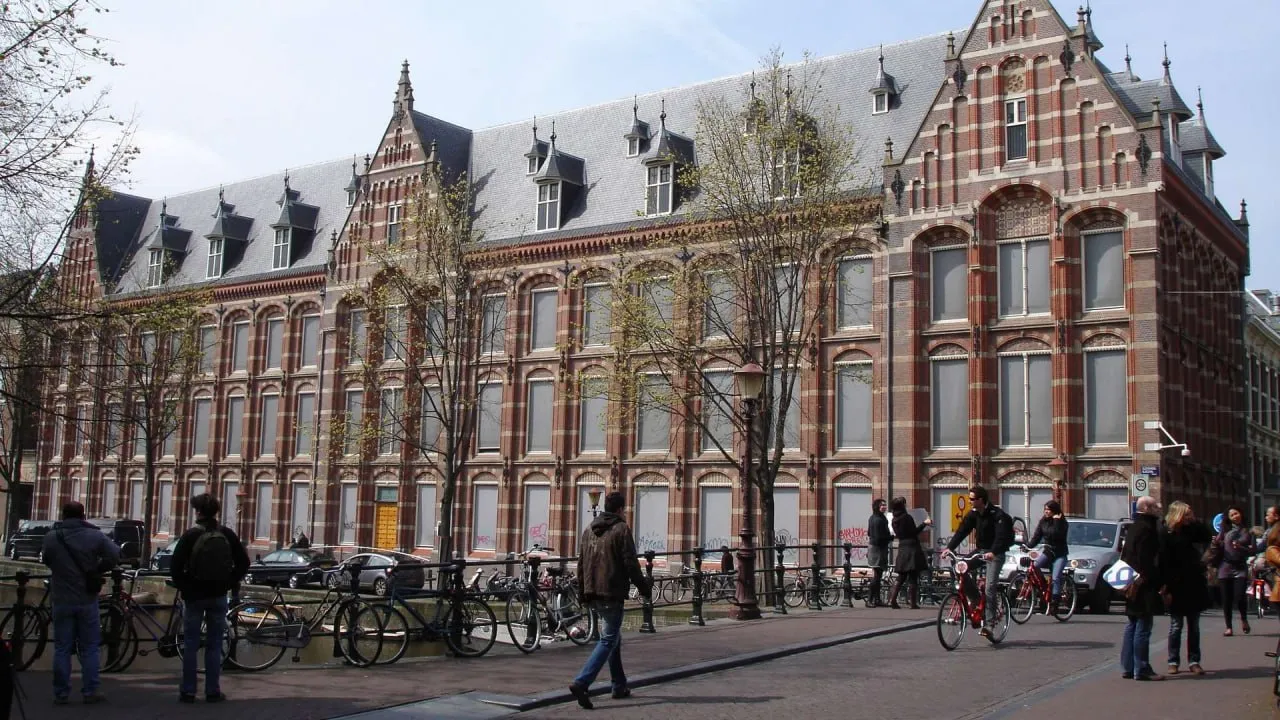 
											
											Niderlandiya universitetlari xorijlik talabalar sonini kamaytirish niyatida
											
											