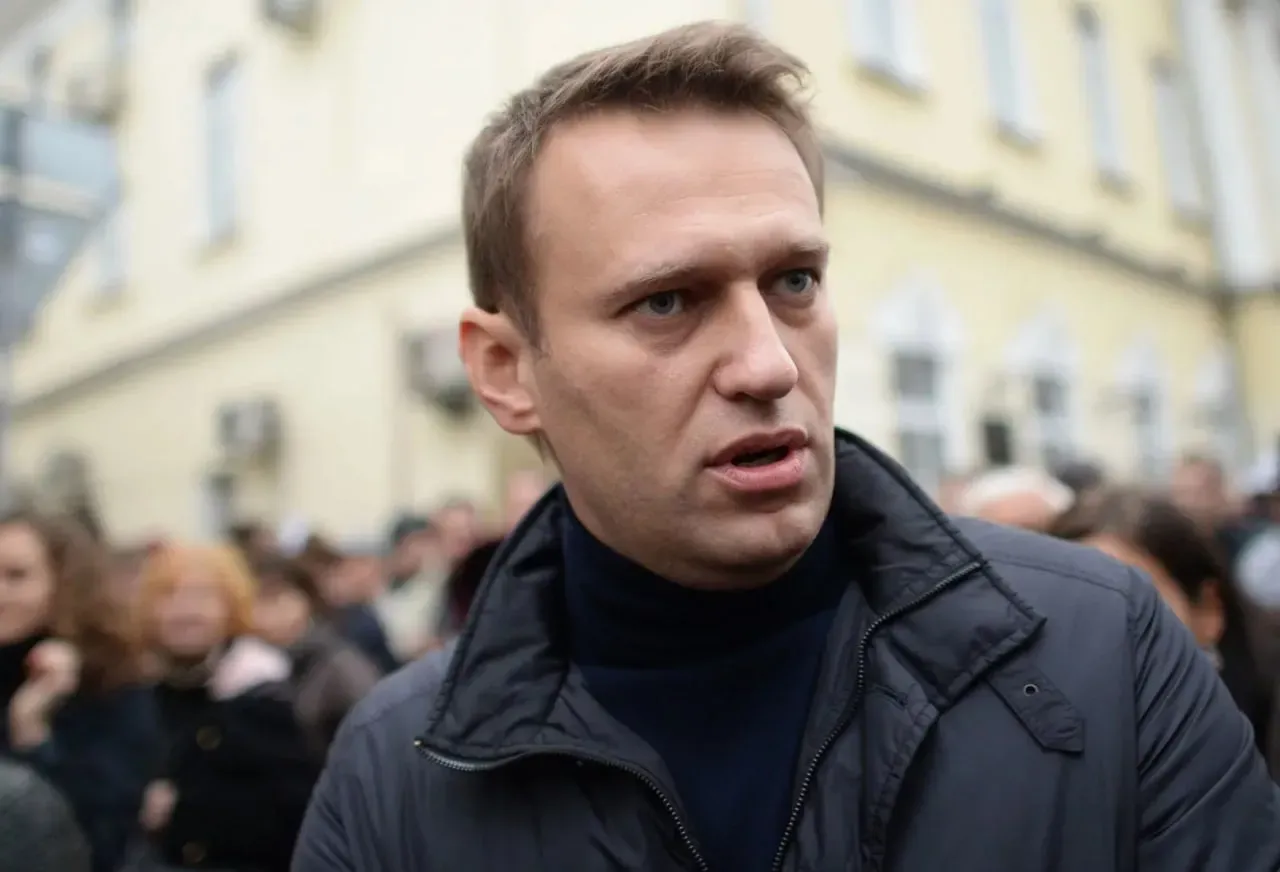 
											
											Siyosatchi Aleksey Navalniy axloq tuzatish koloniyasida vafot etdi
											
											