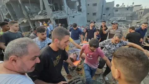 
											
											CNN: Isroil Rafahdagi qochqinlar lageriga hujum qildi. 11 nafar g‘azolik halok bo‘ldi
											
											