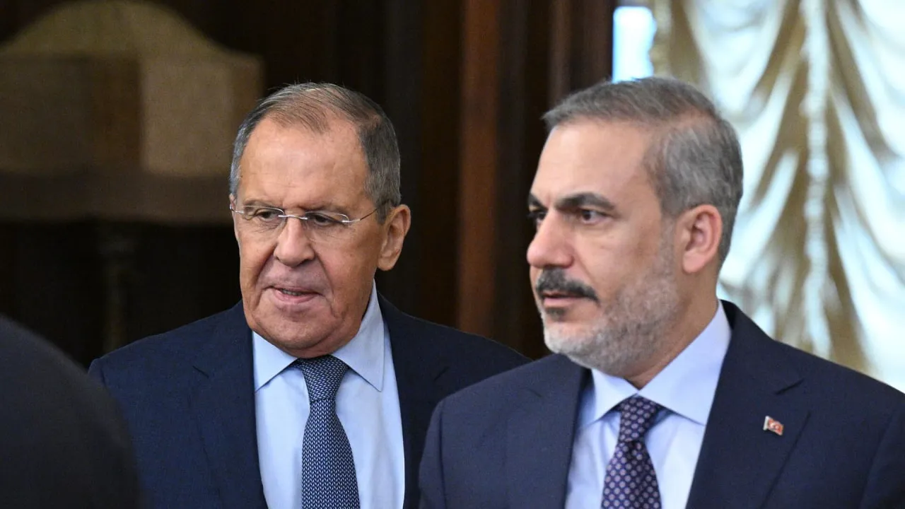 
											
											Turkiya TIV rahbari Lavrov bilan Kavkaz va Suriyadagi vaziyatni muhokama qildi
											
											