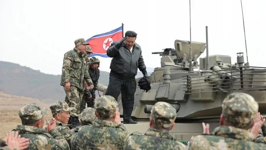 
											
											KXDR yetakchisi Kim Chen In yangi turdagi tankni sinovdan o‘tkazdi
											
											