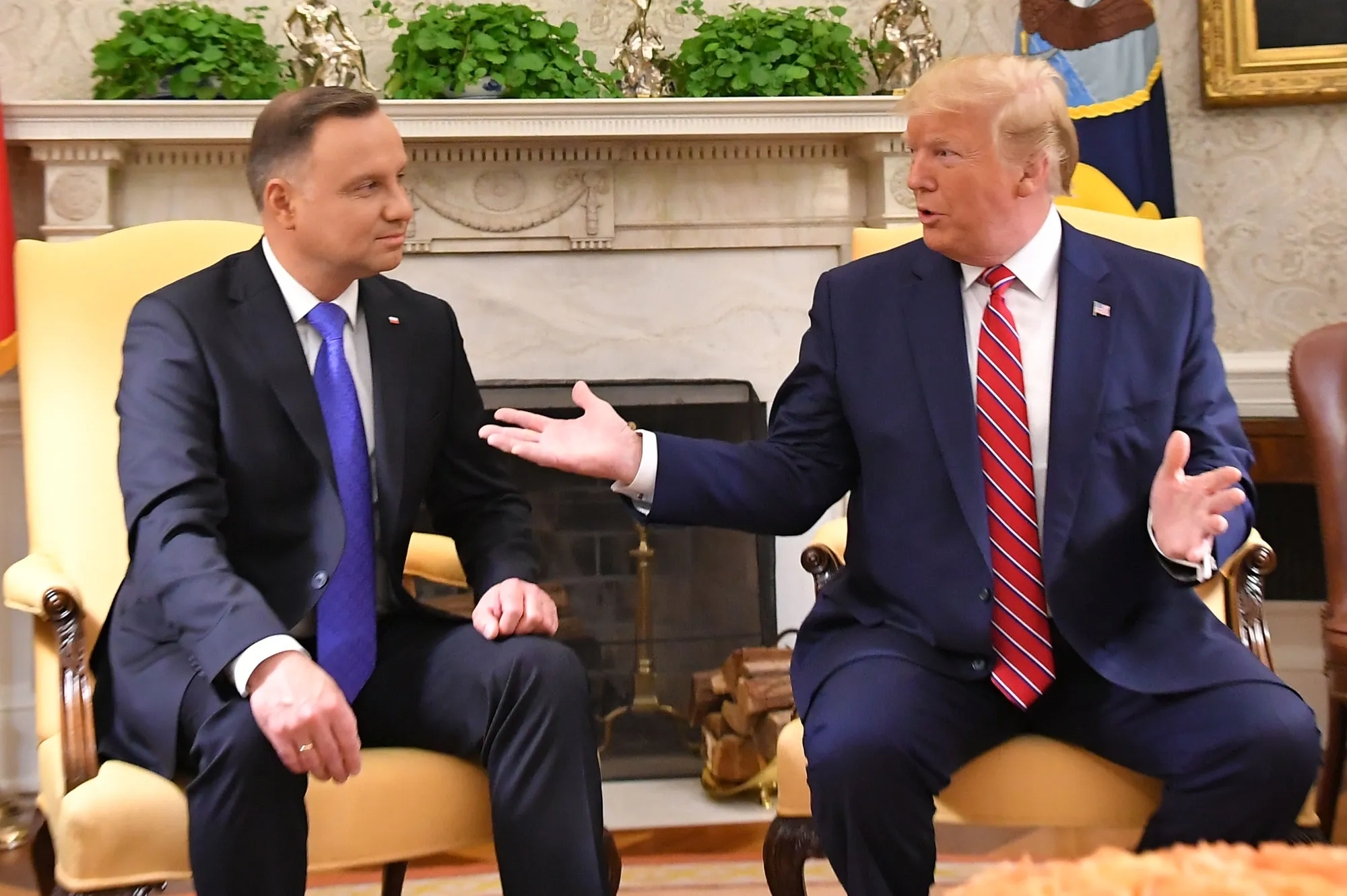 
											
											Дональд Трамп Нью-Йоркда Польша президенти билан учрашди
											
											