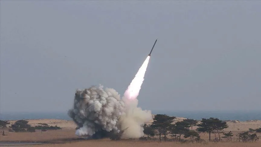 
											
											Шимолий Корея Япон денгизи томон баллистик ракеталарни учирди
											
											
