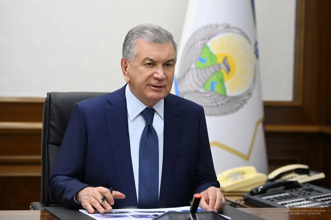 
											
											Президент Жиззах вилоятидаги “BYD Uzbekistan Factory” заводида амалга оширилаётган ишлар билан танишди.
											
											