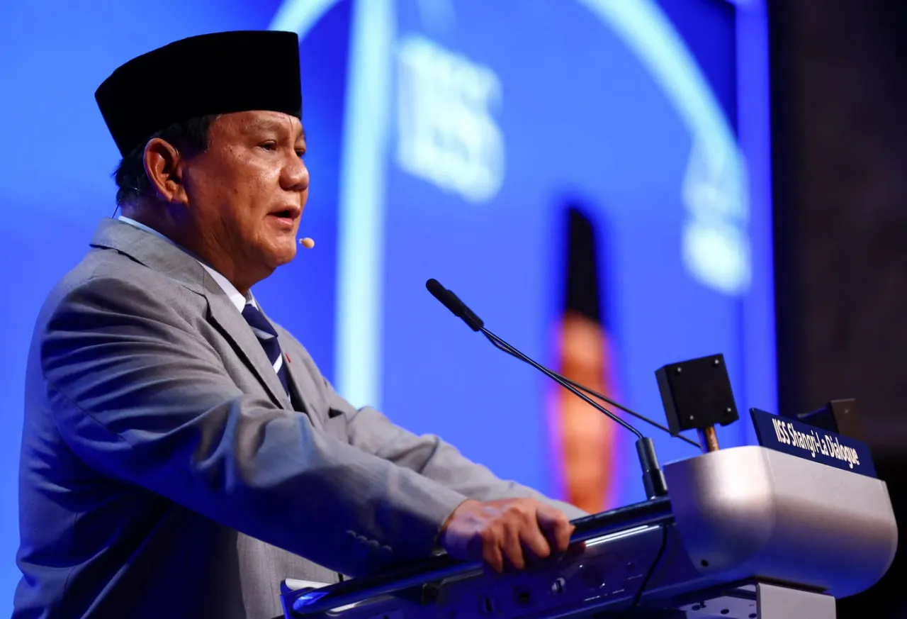 
											
											Indoneziyada yangi prezident ish boshladi
											
											