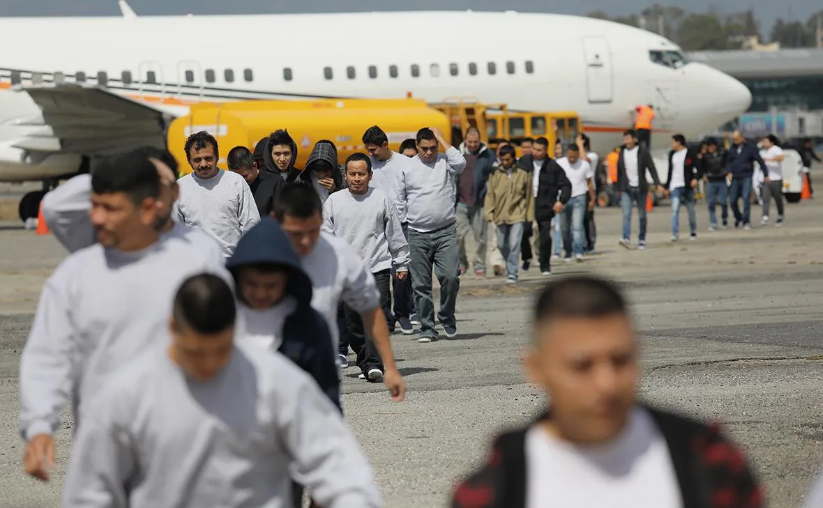 
											
											AQShdan O‘zbekistonga 131 nafar noqonuniy migrant deportatsiya qilindi
											
											