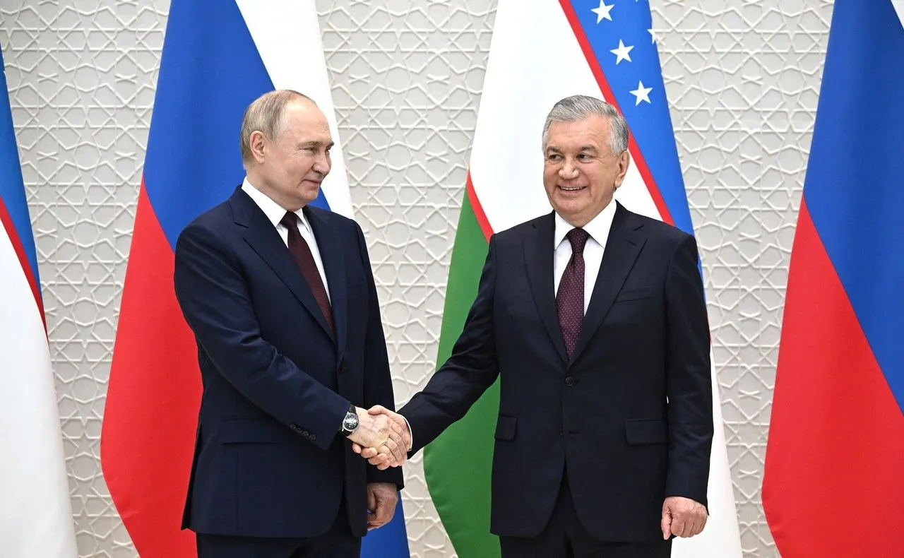 
											
											Vladimir Putin Shavkat Mirziyoyevni  g‘alabaning 80 yilligi bilan tabrikladi
											
											