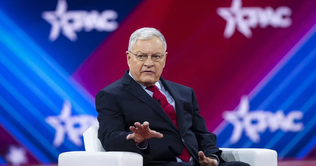 
											
											Trampning Ukraina bo‘yicha maxsus vakili Rossiyaning Ukrainaga uyushtirgan hujumiga munosabat bildirdi
											
											