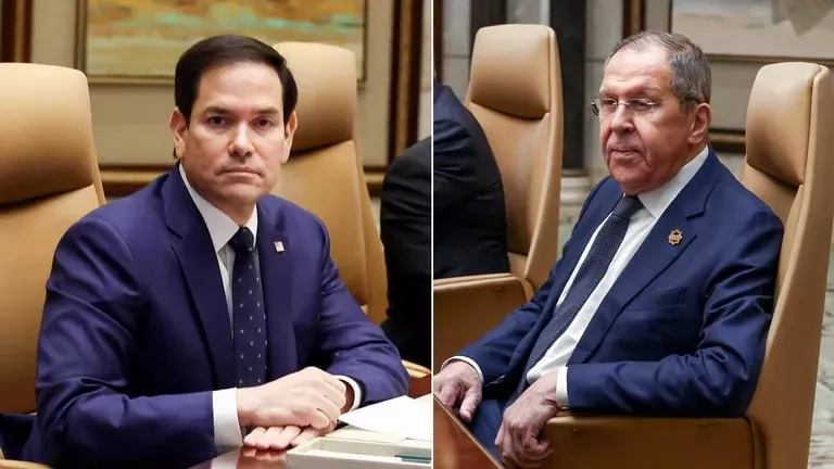 
											
											AQSh davlat kotibi va Rossiya tashqi ishlar vaziri Malayziyada uchrashdi
											
											