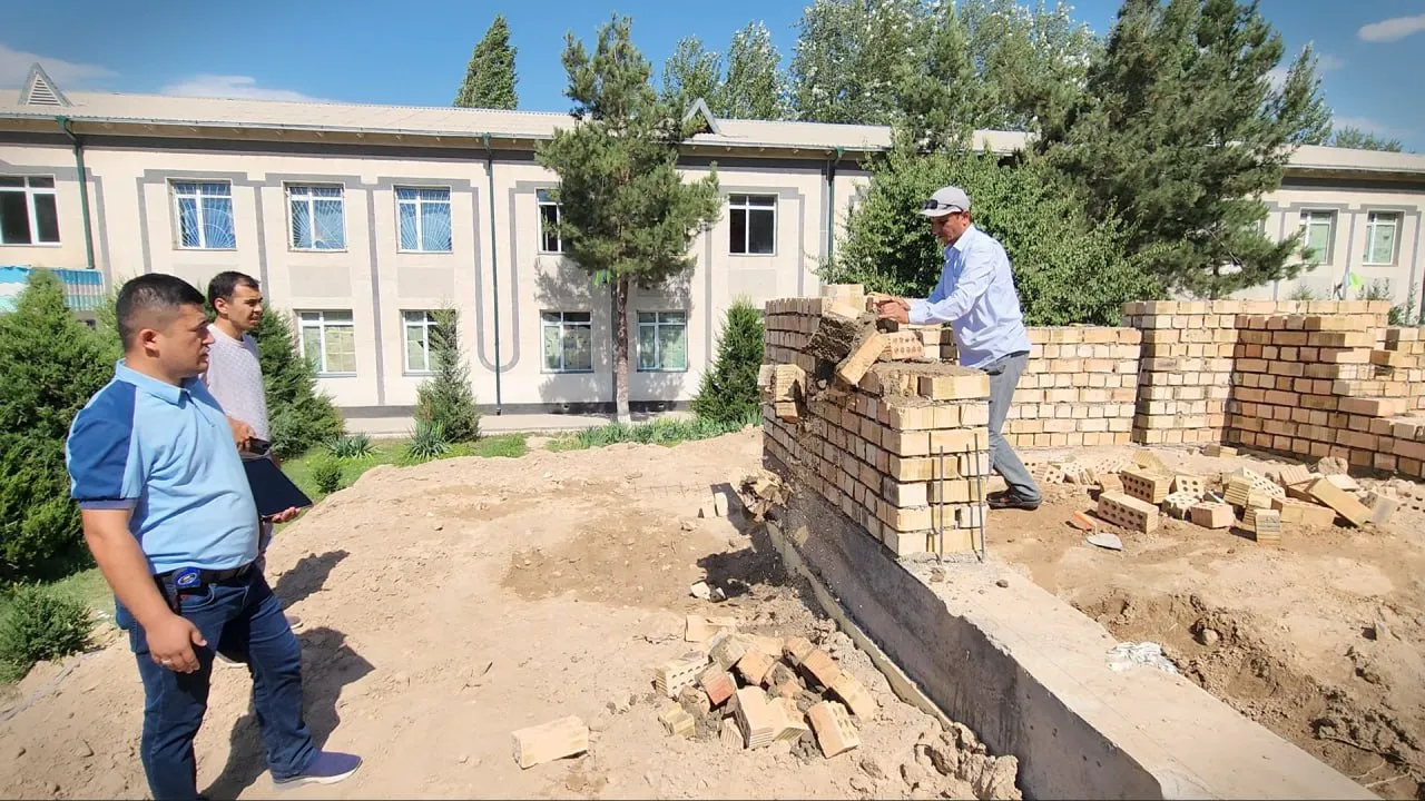 
											
											Samarqandda sifatsiz qurilayotgan maktablar buzib tashlandi
											
											