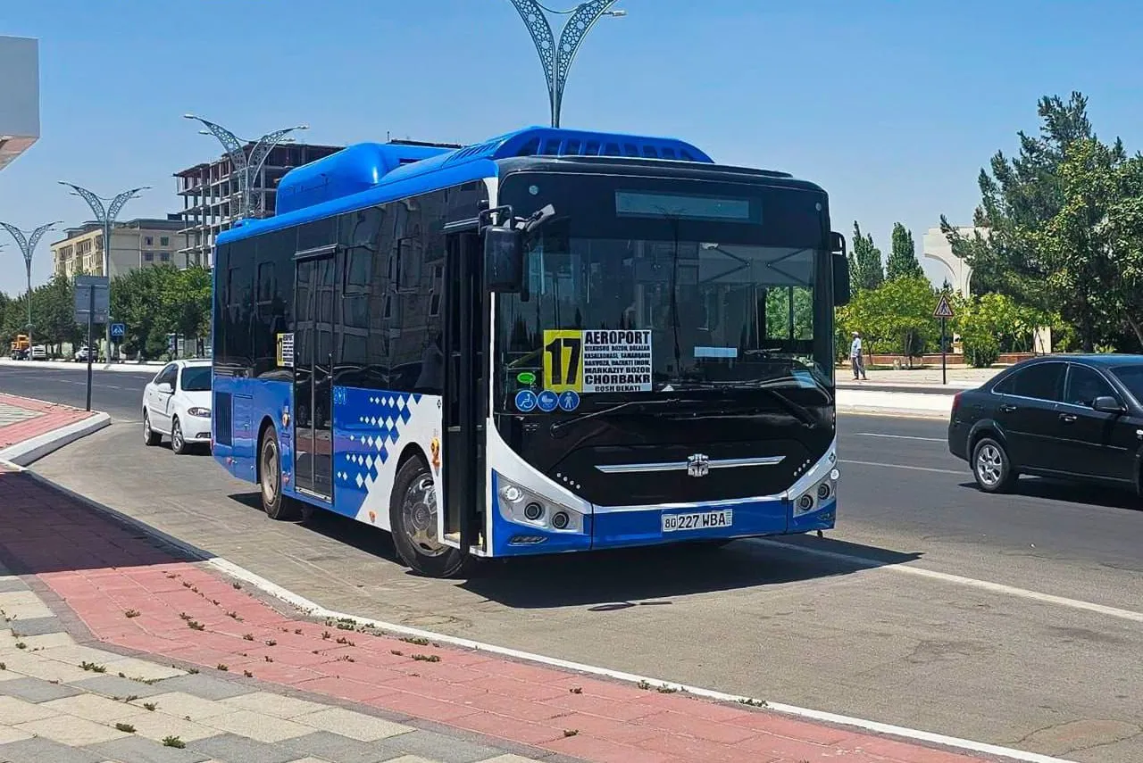 
											
											Buxoro shahrida yangi yo‘nalishda avtobus qatnovi yo‘lga qo‘yildi
											
											