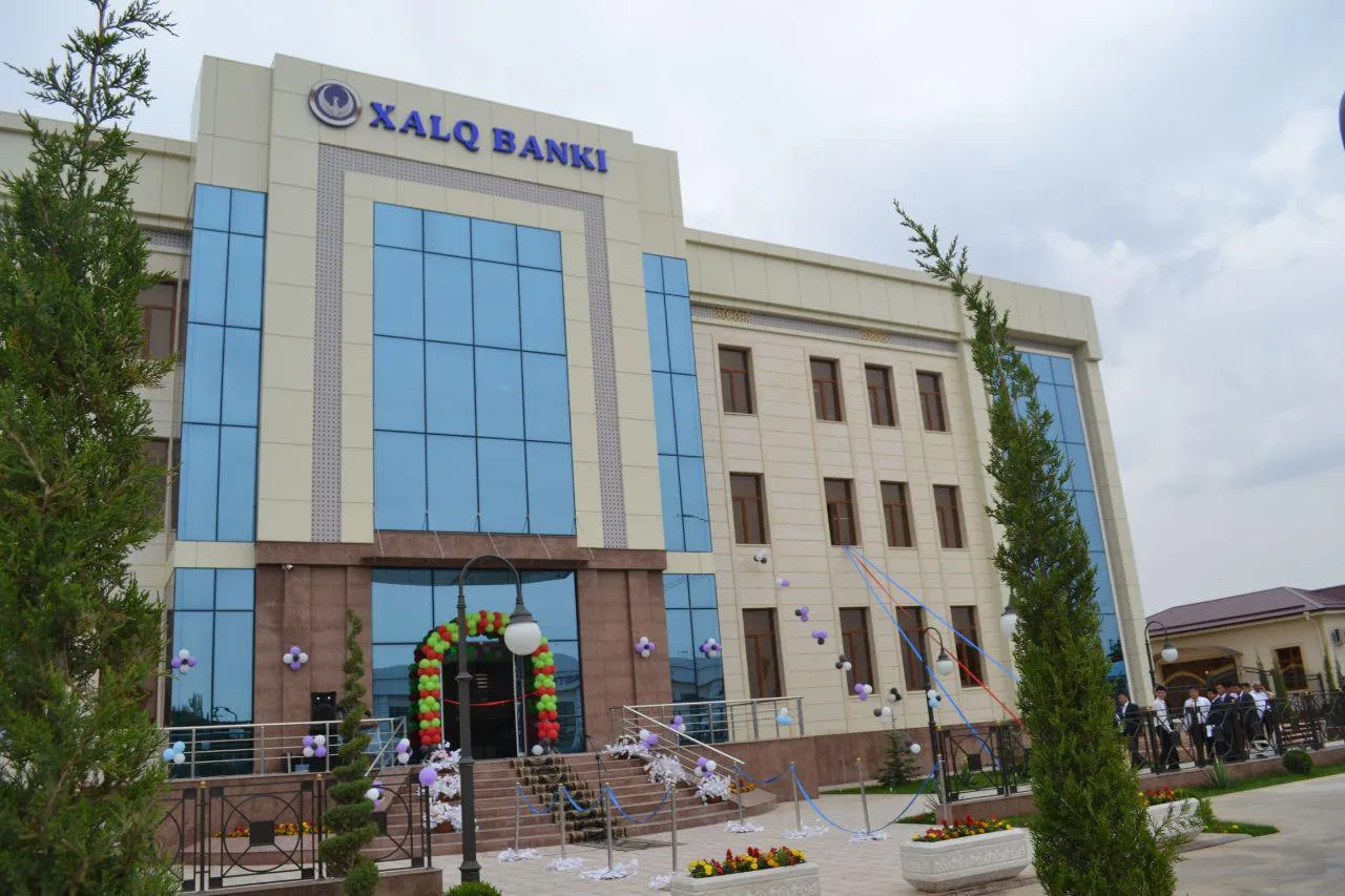 
											
											Xalq banki xodimi bank hisobidagi 9,5 mlrd so‘mni o‘zlashtirib oldi
											
											