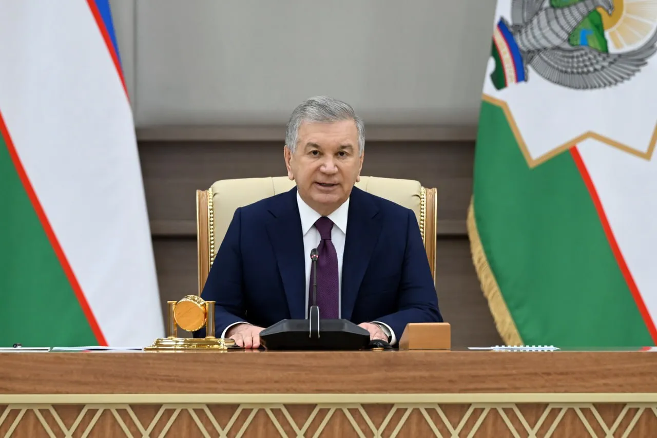 
											
											2028 йил 1 январгача аралаш мато ва газлама божхона божидан озод этилади
											
											