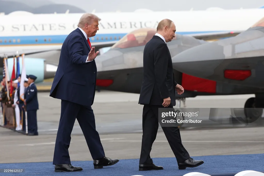 
											
											Музокаралар куни қандай қилиб Путин ва Трамп битта машинада юрди?!
											
											