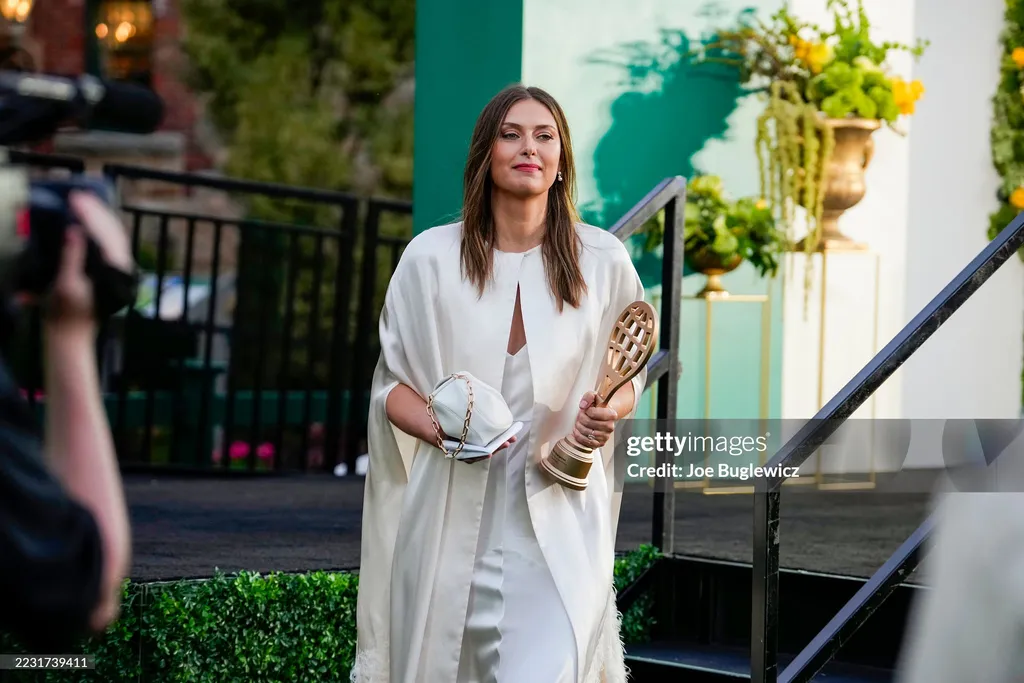 
											
											Mariya Sharapova xalqaro tennis Shon-shuhrat zaliga kiritildi
											
											