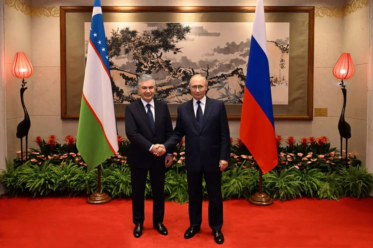 
											
											Шавкат Мирзиёев Пекинда Владимир Путин билан учрашди
											
											