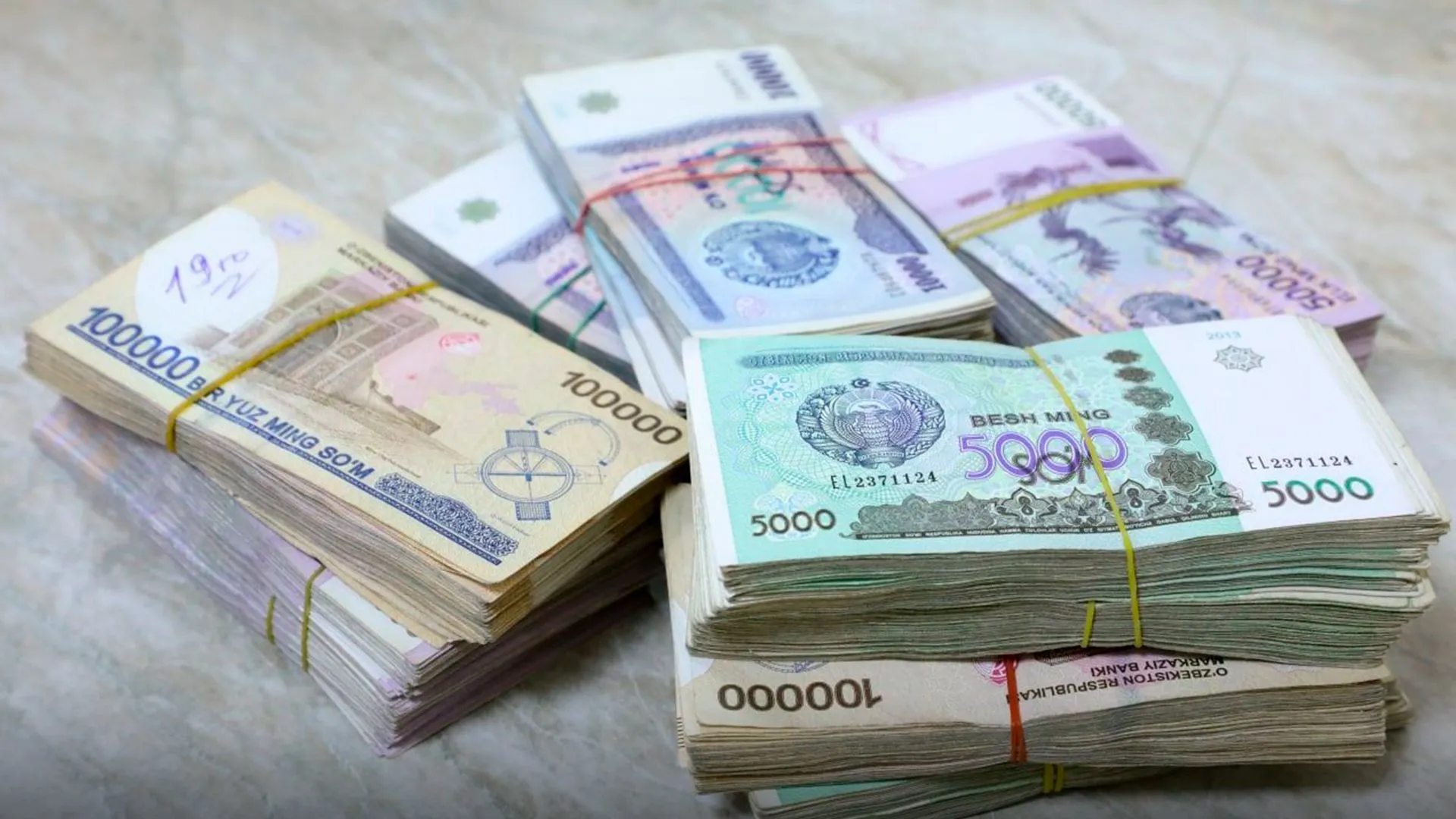 
											
											1-oktyabrda barcha o‘qituvchilar 953.000 so‘mdan mukofot puli olishi rostmi?
											
											