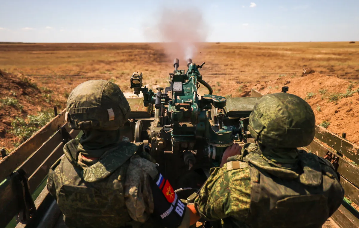 
											
											Tunda Ukraina 200 dan ortiq dronlar bilan Rossiyaga hujum uyushtirdi
											
											