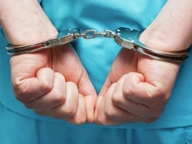 
											
											Қашқадарёда 5 ёшли қизчани сотган ҳамшира қамалди
											
											