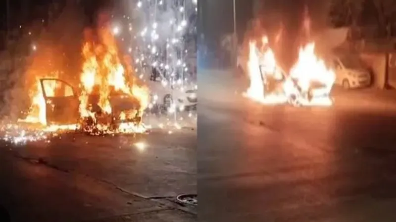 
														
														Hindistonda avtomobil portlashi oqibatida 13 kishi halok bo‘ldi
														
														